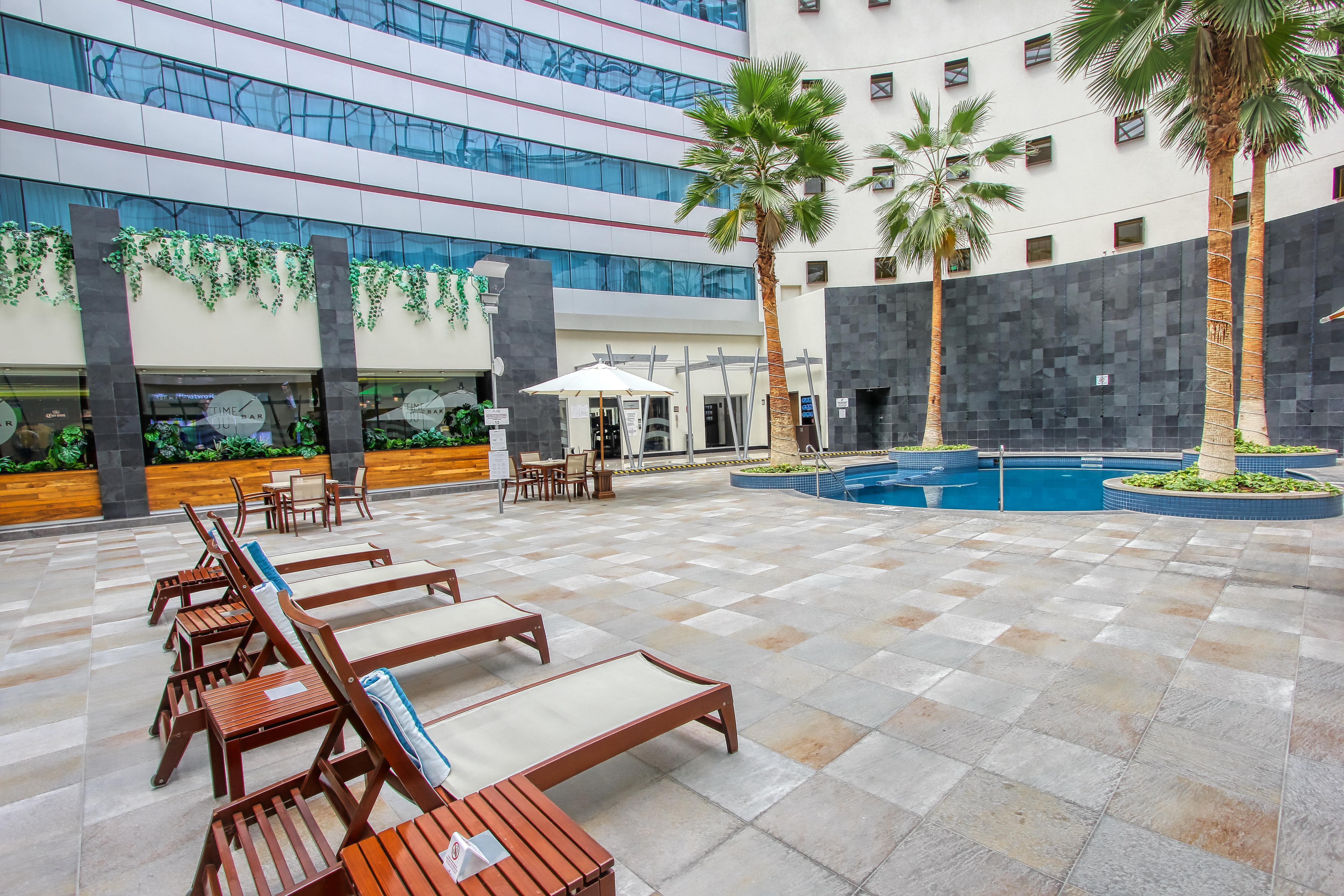 Crowne Plaza Leon By Ihg Hotel Exterior photo