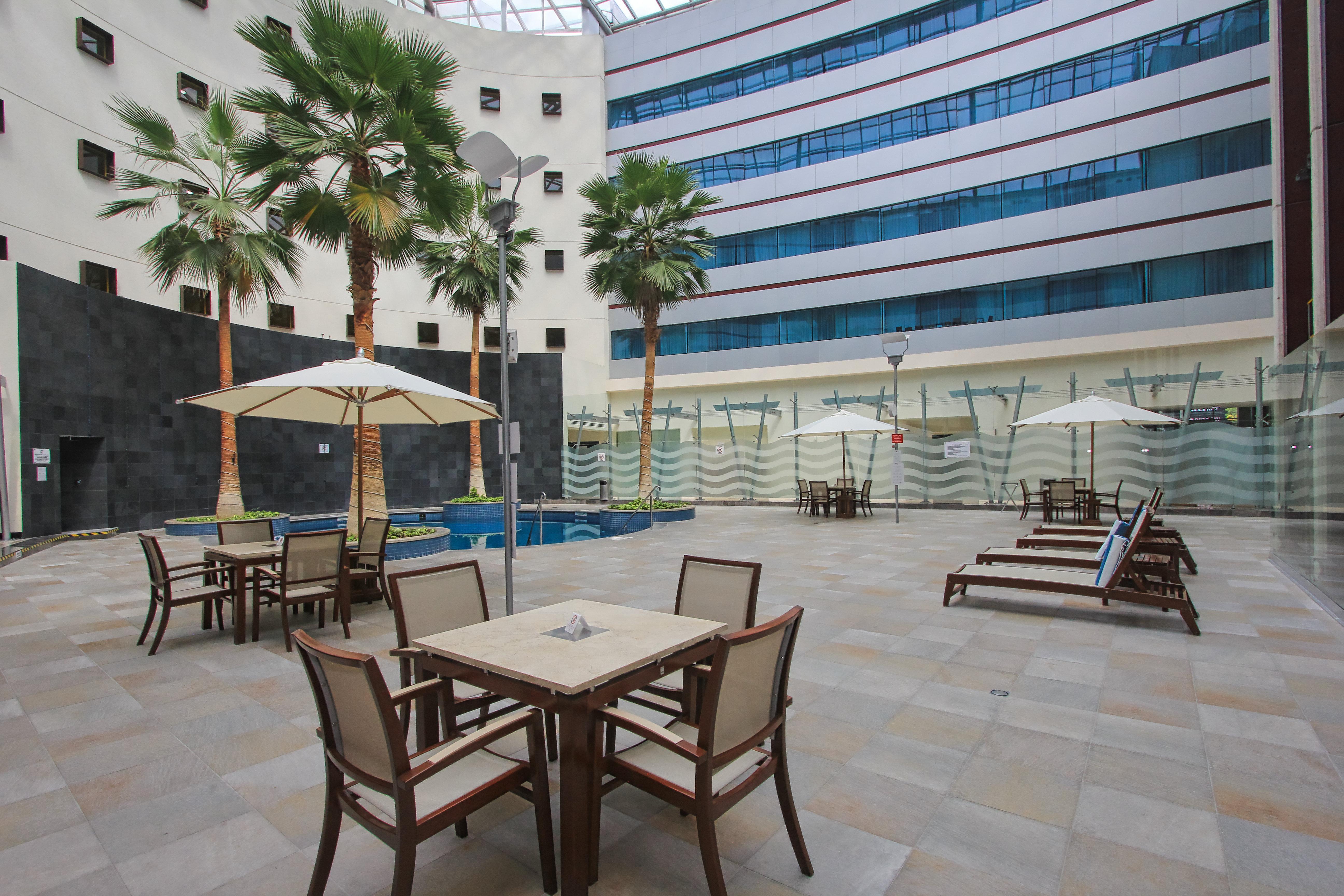 Crowne Plaza Leon By Ihg Hotel Exterior photo